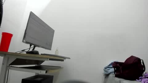 Snapshot of sexybrown_2005 chatting on 11-09-25, 12:31 sexybrown_2005 online show from 11-09-25, 12:31