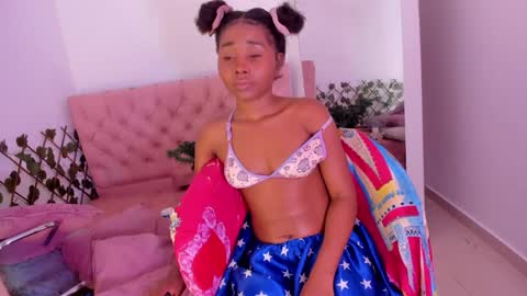 sofia online show from 09-10-25, 01:27