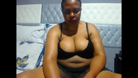 sexybustyebony19 online show from 04-18-26, 12:53