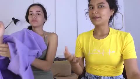 Snapshot of sexychanell_18 chatting on 07-18-26, 01:48 chanell and yina online show from 07-18-26, 01:48