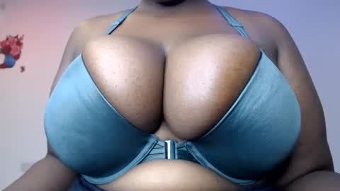 Snapshot of sexychocco_ chatting on 06-14-26, 11:56 sexychocco online show from 06-14-26, 11:56