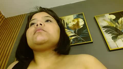 Snapshot of sexychubbyy chatting on 02-23-25, 11:14 Eva online show from 02-23-25, 11:14