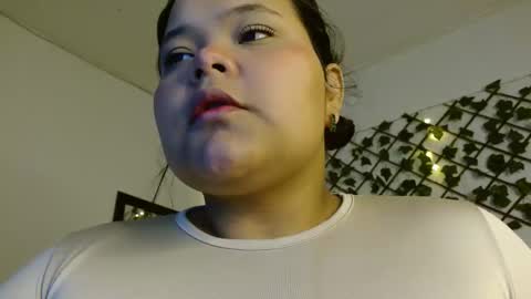 Snapshot of sexychubbyy chatting on 03-11-25, 02:54 Eva online show from 03-11-25, 02:54