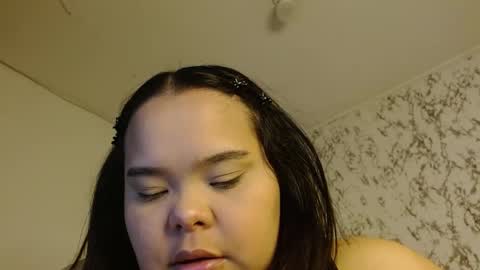 Snapshot of sexychubbyy chatting on 10-06-25, 03:15 Eva online show from 10-06-25, 03:15