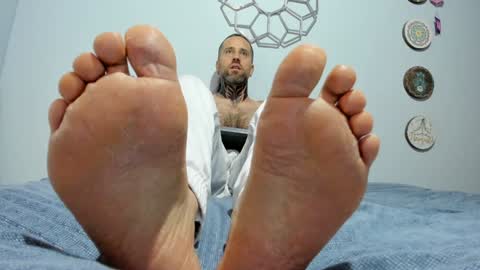 Antonioylola online show from 12-26-24, 11:21