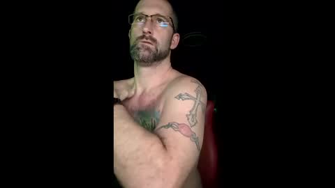 Snapshot of sexydaddy115851 chatting on 02-17-26, 10:49 Jasyn online show from 02-17-26, 10:49