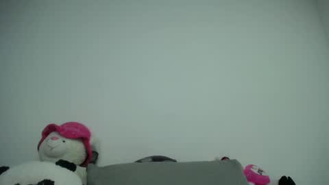 Snapshot of sexydarkboobs chatting on 02-20-25, 05:12 viole online show from 02-20-25, 05:12