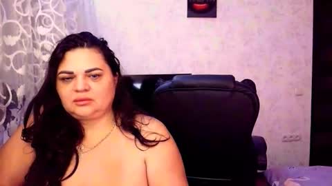 Snapshot of sexydollywoman chatting on 12-01-25, 08:47 sexydollywoman online show from 12-01-25, 08:47