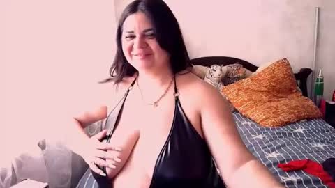 Snapshot of sexydollywoman chatting on 04-09-26, 11:04 sexydollywoman online show from 04-09-26, 11:04