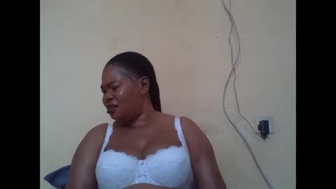 EMILY online show from 11-19-25, 07:19