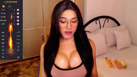 Kelly online show from 10-13-25, 12:21