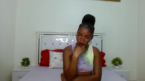 Snapshot of sexyebony256 chatting on 02-08-25, 05:18 SexyEbony online show from 02-08-25, 05:18