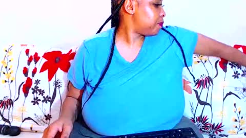 sexyebonylove89 online show from 12-15-25, 07:40