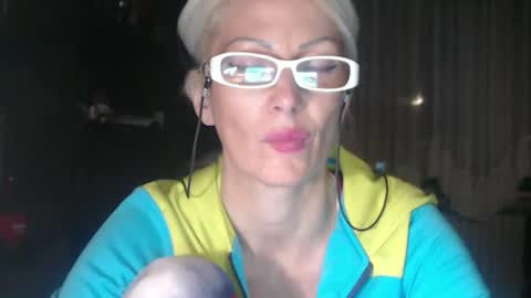 ENI pvt moan your name  WHEN I M NOT online you tell me in SNAPCHAT deal yes add me...  FREE TWITTER magiconline101...... online show from 09-21-25, 08:43