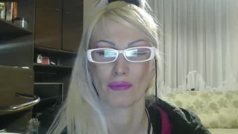 Snapshot of sexyeni chatting on 05-14-26, 09:54 ENI pvt moan your name WHEN I M NOT online you tell me in SNAPCHAT deal yes add me... FREE TWITTER magiconline101...... online show from 05-14-26, 09:54