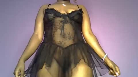 Snapshot of sexyfassy chatting on 09-28-25, 02:00 faisy online show from 09-28-25, 02:00