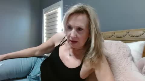 LisaisLuscious online show from 02-25-25, 02:22
