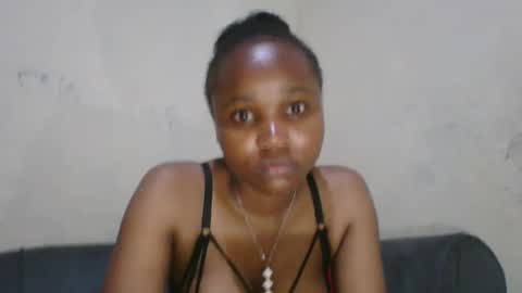 Snapshot of sexygee123 chatting on 05-09-26, 03:28 sexygee123 online show from 05-09-26, 03:28