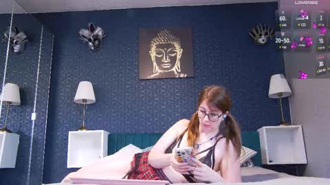 Flavia online show from 11-25-25, 09:42