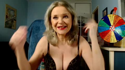 Jenny online show from 12-07-24, 09:00