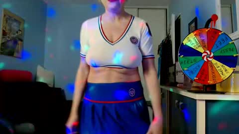 Jenny online show from 09-10-25, 07:58