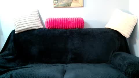 Jenny online show from 10-22-25, 08:19