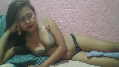 Snapshot of sexyjessa20 chatting on 04-15-26, 06:04 sexyjessa20 online show from 04-15-26, 06:04