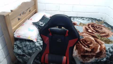 sexyjustin202 online show from 03-12-25, 10:50