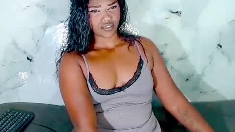 SexyKitten147 online show from 06-21-26, 12:24