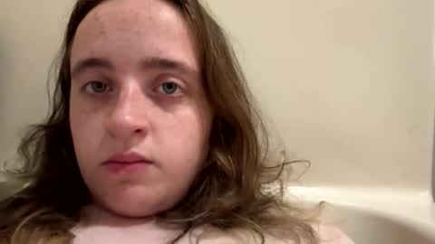 sexykitten2519535 online show from 10-25-25, 05:08