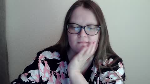 Kate online show from 12-31-24, 03:34