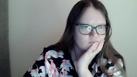 Kate online show from 01-31-25, 02:04