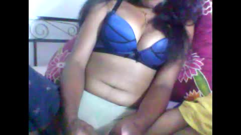Snapshot of sexylarra12 chatting on 12-29-24, 02:27 sexylarra12 online show from 12-29-24, 02:27