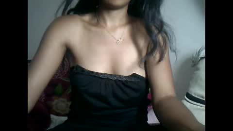 Snapshot of sexylarra12 chatting on 01-08-25, 06:41 sexylarra12 online show from 01-08-25, 06:41