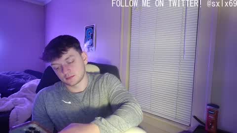 Snapshot of sexylax69 chatting on 02-18-25, 01:10 sexylax69 online show from 02-18-25, 01:10