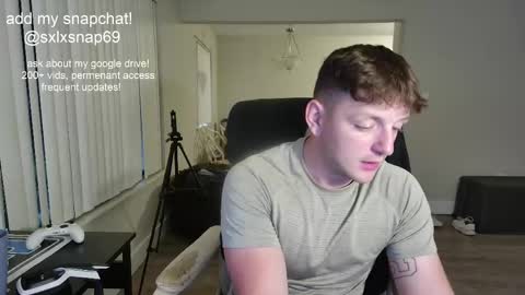 Snapshot of sexylax69 chatting on 09-27-25, 01:10 sexylax69 online show from 09-27-25, 01:10