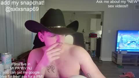 Snapshot of sexylax69 chatting on 11-27-25, 01:07 sexylax69 online show from 11-27-25, 01:07