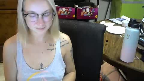 sexylexie93 online show from 10-14-25, 02:34