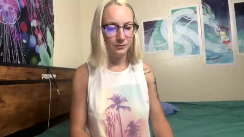 sexylexie93 online show from 10-15-25, 01:28