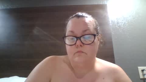 Snapshot of sexylil_bbw chatting on 06-28-26, 09:32 sexylil_bbw online show from 06-28-26, 09:32