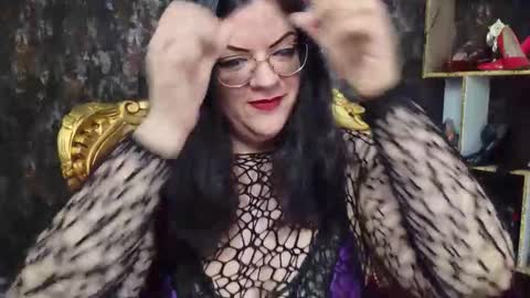 Snapshot of sexylilian chatting on 05-30-26, 02:58 Mistress Lilian Lestrange online show from 05-30-26, 02:58