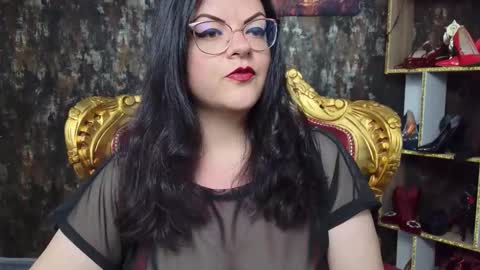 Snapshot of sexylilian chatting on 06-03-26, 11:46 Mistress Lilian Lestrange online show from 06-03-26, 11:46
