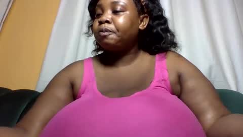 Snapshot of sexylo52 chatting on 06-10-26, 01:50 sexylo52 online show from 06-10-26, 01:50