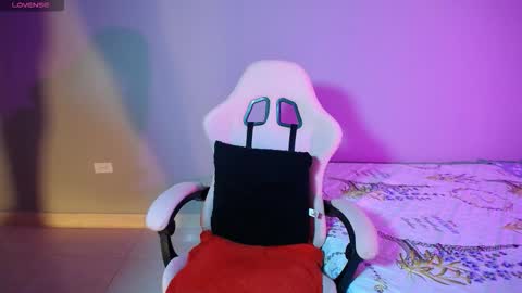 Snapshot of sexyloba_ chatting on 11-09-25, 12:42 sexyloba independent model online show from 11-09-25, 12:42