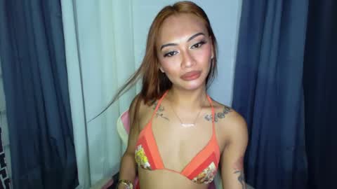 Snapshot of sexylovesappira chatting on 02-04-25, 07:00 maxine online show from 02-04-25, 07:00