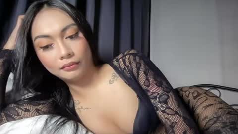 maxine online show from 06-03-26, 03:06