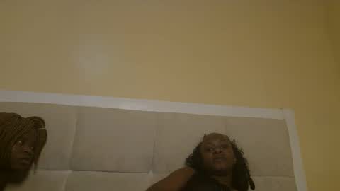 Miss mia online show from 09-19-25, 07:10