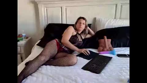 Sara online show from 03-11-26, 12:44
