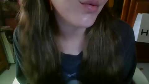 Snapshot of sexymisss24 chatting on 09-29-25, 01:38 sexymisss24 online show from 09-29-25, 01:38