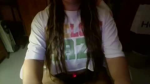 Snapshot of sexymisss24 chatting on 10-08-25, 11:13 sexymisss24 online show from 10-08-25, 11:13